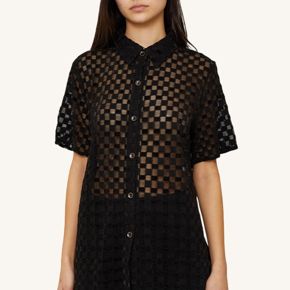 Find Me Now NWT black checked
